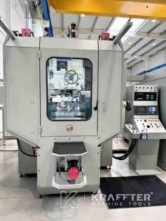 Rettificatrice a coordinate CNC gebrauchte numerische HAUSER S40-400 90101 , Verkäufer von Werkzeugmaschinen