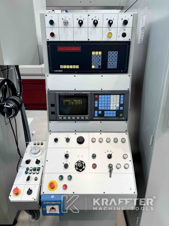 Controllo numerico FANUC Series 0-M su macchina utensile HAUSER S40-400 90101