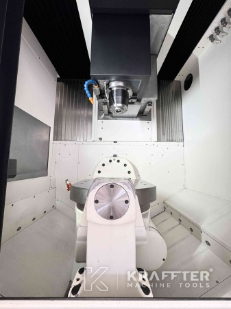 Centro di lavoro per metalli d'occasione MAZAK Variaxis C-600 90161