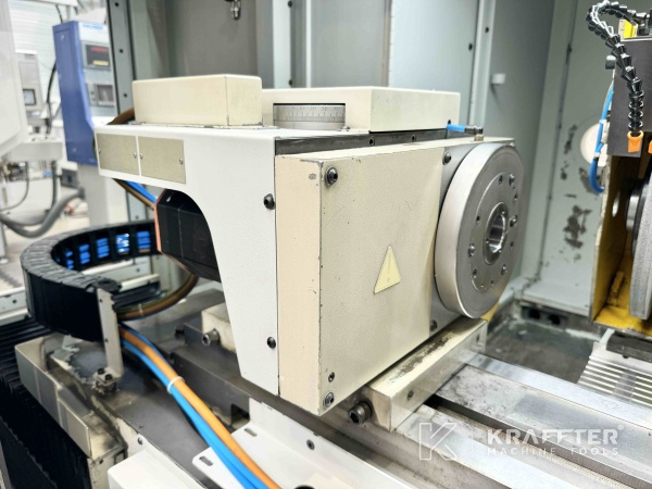 Meccanica di precisione JONES & SHIPMAN Ultramat 650 Easy-B 90120 Macchine utensili d'occasione