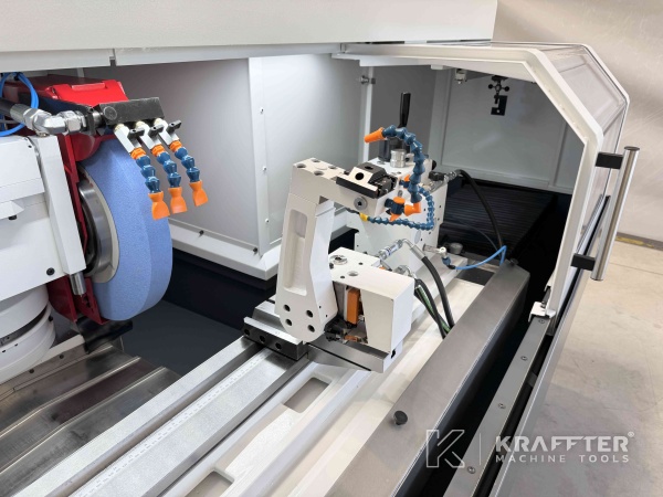 Acquisto e vendita in tutto il mondo di Rettificatrice cilindrica CNC d'occasione STUDER S33 90137