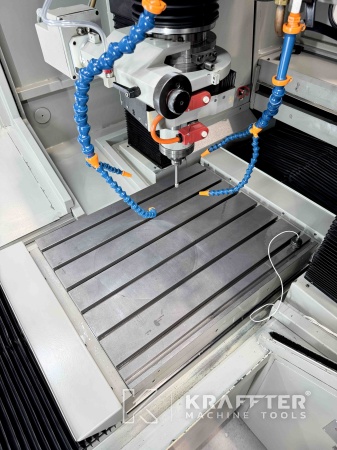 Rettificatrice a coordinate CNC servoassistito HAUSER S40-400 90101 presso KRAFFTER Machine Tools