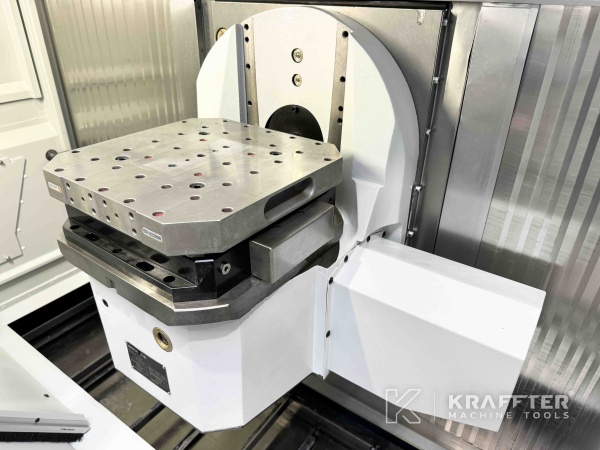 Centro di lavoro a controllo numerico MIKRON UCP 600 Vario 90074