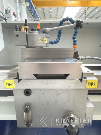 Tornio di precisione SCHAUBLIN 225 20690-007 Macchine utensili d'occasione presso KRAFFTER