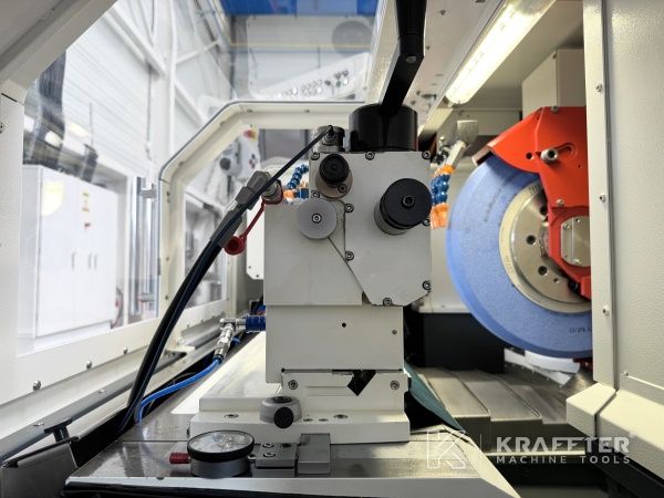 Lavorazioni meccaniche di precisione - Rettificatrice cilindrica CNC d'occasione STUDER S33 90177
