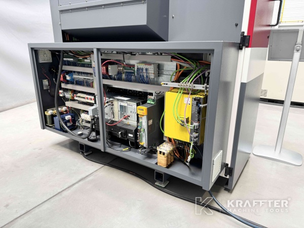 Armadi elettrici industriali su SCHAUBLIN 102 TM 90151