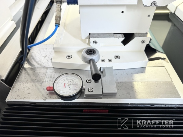 Rettificatrice cilindrica CNC per metalli per meccanica di precisione STUDER S33 90177