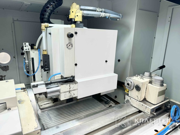Rettificatrice cilindrica CNC in vendita JONES & SHIPMAN Ultramat 650 Easy-B 90120 Macchine utensili d'occasione