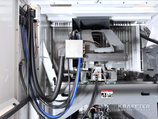 Vendita di Centro di lavoro HAAS UMC 750 SS 90145 Macchine utensili d'occasione