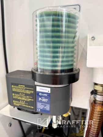 Vendita di Centro di lavoro MAZAK Variaxis C-600 90161 Macchine utensili d'occasione
