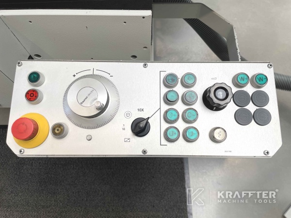Pannello di controllo della macchina per Rettificatrice a coordinate CNC HAUSER S35-400 90064