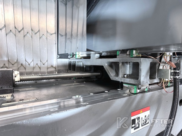 Centro di lavoro in vendita HAAS UMC 750 SS 90145 Macchine utensili d'occasione