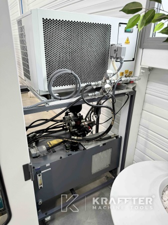 Tornio CNC in vendita BENZINGER TNI B6 90116 Macchine utensili d'occasione