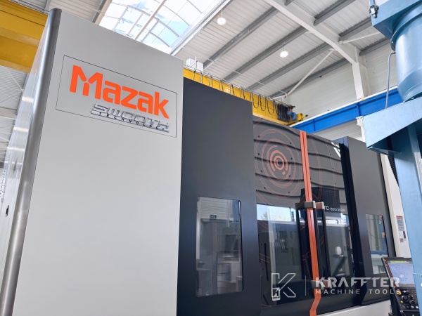 Centro di lavoro d'occasione MAZAK VTC 800/30SR 90187 liquidazione Italia, Europa, e internazionale