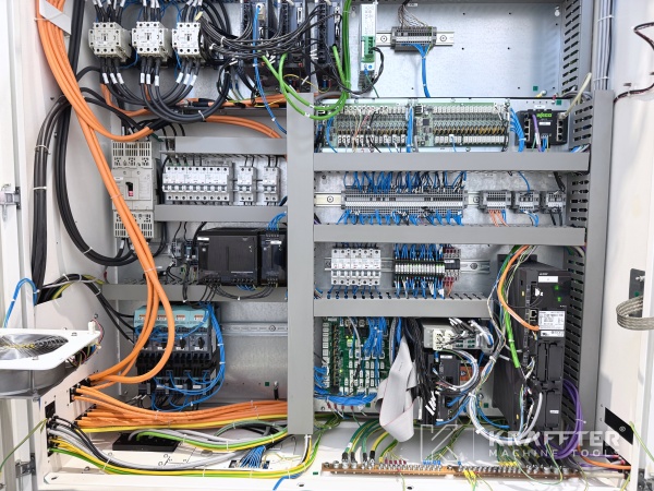 Armadio elettrico Centro di lavoro MAZAK VTC 800/30SR 90187