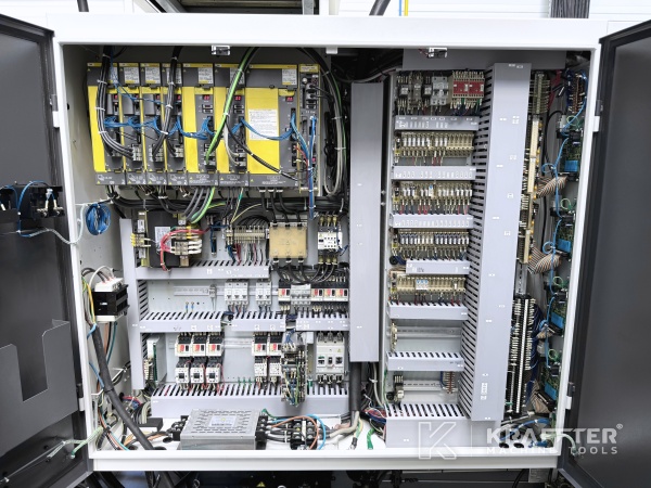 Armadi elettrici industriali su NAKAMURA TOME WT 100 90182