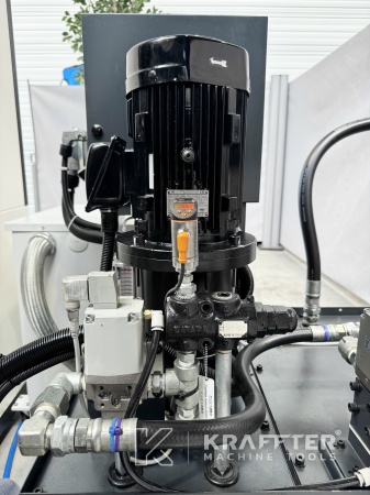 Tornio CNC in vendita DMG MORI NRX 2000 MC 90179 Macchine utensili d'occasione