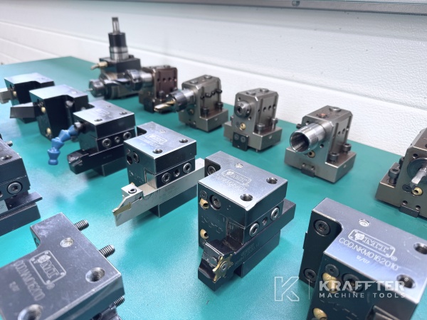 Accessori, attrezzature e strumenti su Tornio CNC NAKAMURA TOME WT 100 90182