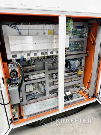 Armadio elettrico per macchina industriale AXILE G6 90104