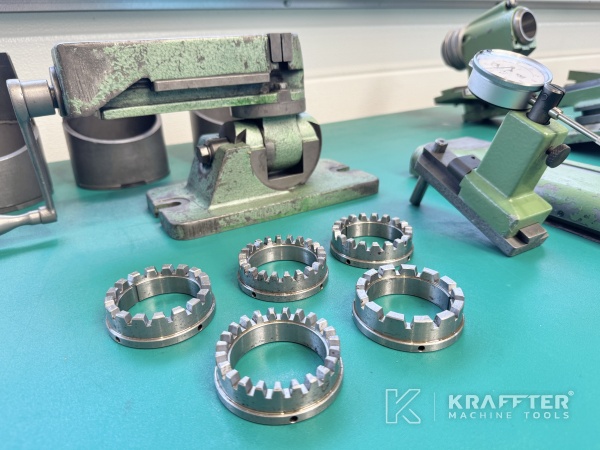Accessori, attrezzature e manuali utente su DECKEL S11 90155 presso KRAFFTER