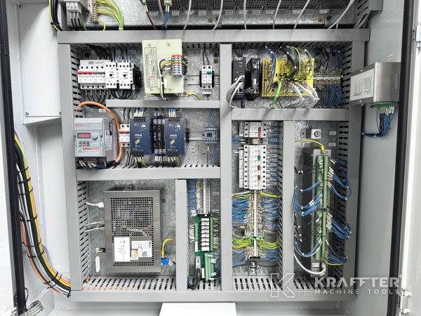 Armadio elettrico per macchina industriale ANCA FX5 linear 90164
