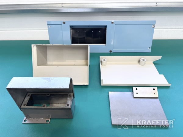 Accessori, attrezzature e strumenti su Centro di tornitura-fresatura OKUMA Multus B400 90175