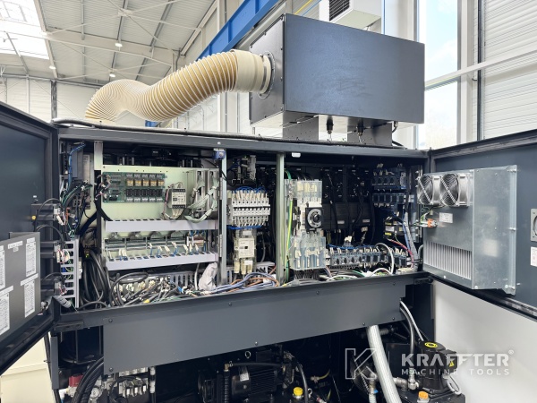 Armadi elettrici industriali su DMG MORI NRX 2000 MC 90179