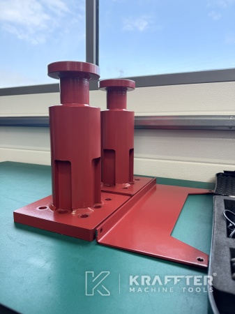 Attrezzatura per Rettificatrice cilindrica CNC STUDER S33 90149 presso KRAFFTER