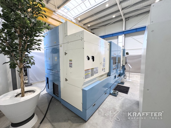 OKUMA Multus B400 90175 , Italia