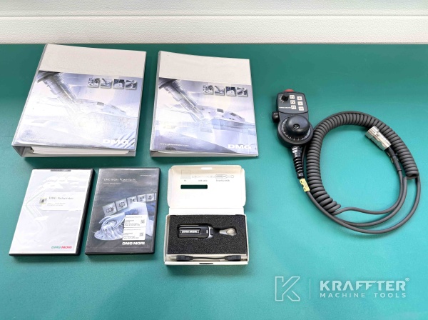 Accessori, attrezzature e manuali utente su DMG MORI DMU 75 monoBLOCK 90094 presso KRAFFTER