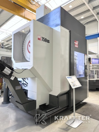 Centro di lavoro per metalli d'occasione HAAS UMC 750 SS assi 90145
