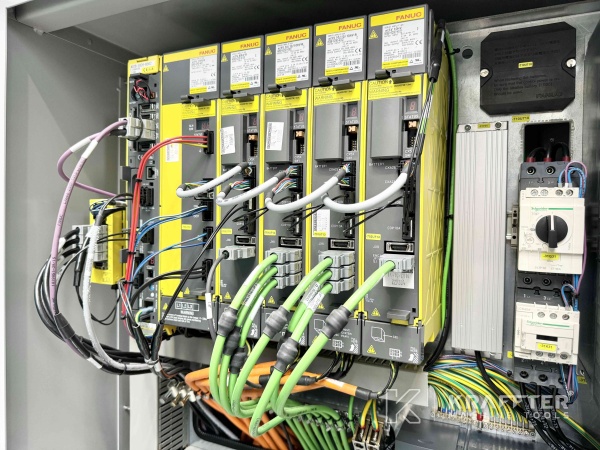 Armadio elettrico per macchina industriale SCHNEEBERGER Norma NGC 90111
