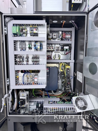 Armadi elettrici industriali su AMADA Techster 106 90163