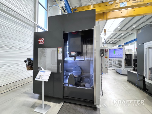 Centro di lavoro per metalli d'occasione HAAS UMC 750 SS 90145