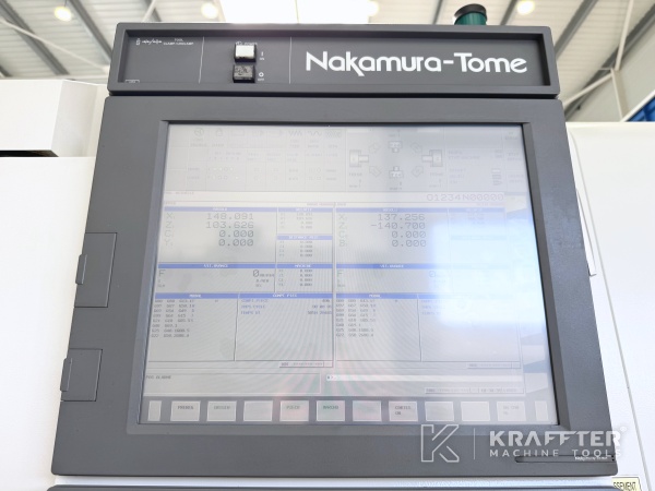 Controllo numerico FANUC 31i-B su macchina utensile NAKAMURA TOME WT 100 90182