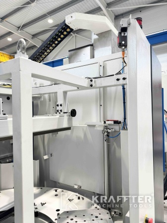 Lavorazioni meccaniche di precisione - Centro di lavoro d'occasione MIKRON UCP 600 Vario 90074