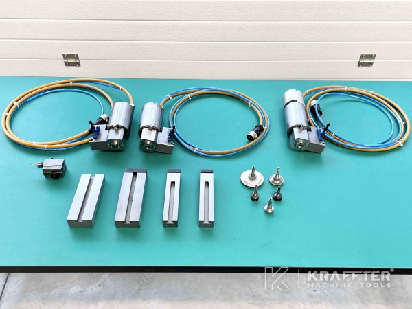 Accessori, attrezzature e manuali utente su SCHAUBLIN 102 TM-CNC 90075 presso KRAFFTER