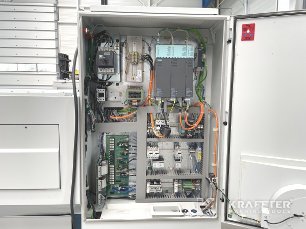 Armadio elettrico Tornio CNC ad autoapprendimento ROMI C420 20689-995