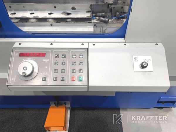 Controllo numerico su macchina utensile JONES & SHIPMAN Ultramat Easy 650 20690-005