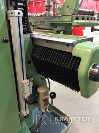 Acquisto e vendita internazionale Fresatrice convenzionale DECKEL FP3 20689-883