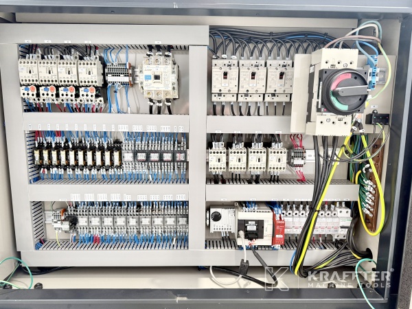 Armadio elettrico per macchina industriale OKAMOTO ACC42 SA-iQ 90152