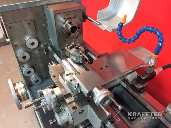 Macchine industriali per tornitura Tornio convenzionale SCHAUBLIN 150 20689-898