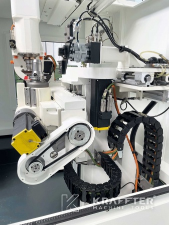 Acquisto e vendita in tutto il mondo di Affilatrice CNC d'occasione ISOG Fortis 20689-989