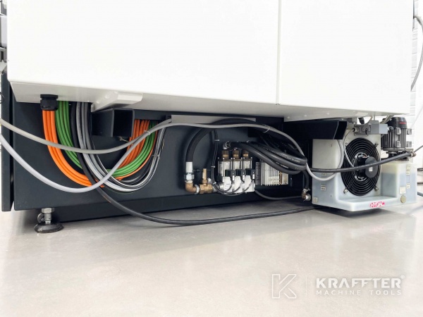 Affilatrice CNC per metalli d'occasione ISOG Fortis 20689-989
