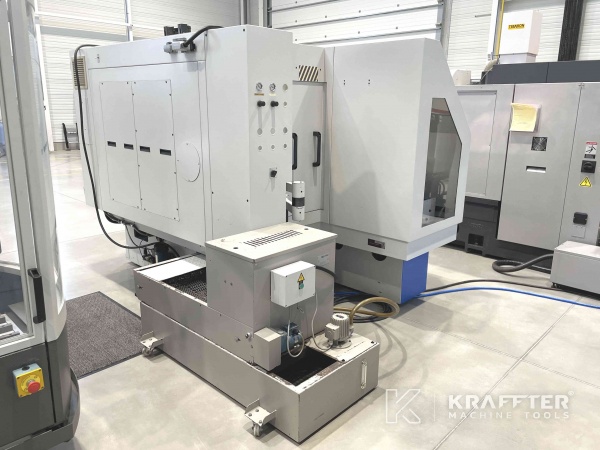 Rettificatrice cilindrica CNC JONES & SHIPMAN Ultramat Easy 650 20690-005 Macchine utensili d'occasione