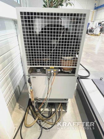 Centro di lavoro per metalli d'occasione MIKRON HSM 800 20690-041
