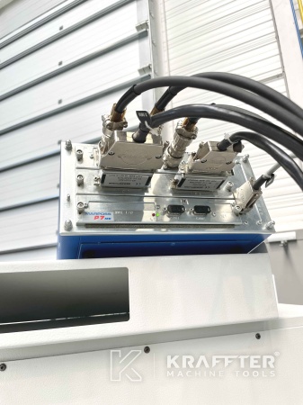 Rettificatrice cilindrica CNC a assistenza digitale STUDER Favorit CNC 20690-016