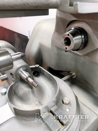 Macchina dentatrice a creatore per metalli d'occasione MIKRON 102.04 20689-930