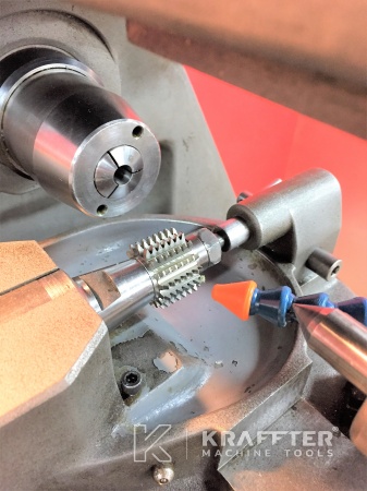 Macchina dentatrice a creatore MIKRON 102.05 MPS 20689-876 , KRAFFTER venditore di macchine utensili d'occasione