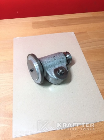 Tornio convenzionale per metalli d'occasione SCHAUBLIN 70 2 assi 20689-919
